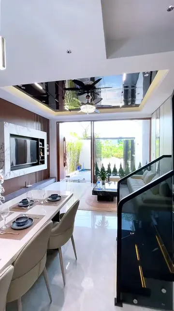Nhà phố khung kính lam gỗ — 4