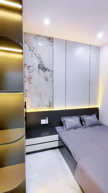 Nội thất sang trọng trần gương — 2